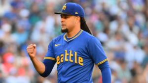 images_ImagnImages_mmsport_giants_baseball_insider_01jgw802vjhj7qhnkqyh