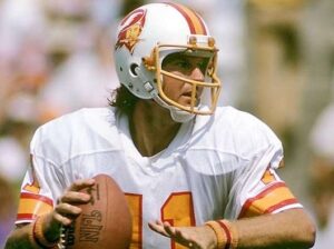 Steve-Spurrier-Bucs-e1597336553742