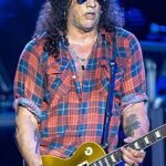 SHOCK EXIT: Saul Hudson QUITS Guns N’ Roses — Fans STUNNED as Rock Legend Walks Away!..
