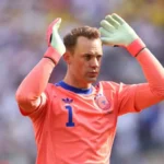 UNGLAUBLICH: Manuel Neuer suspendiert und verkündet heute überraschend seinen Abschied vom FC Bayern München…